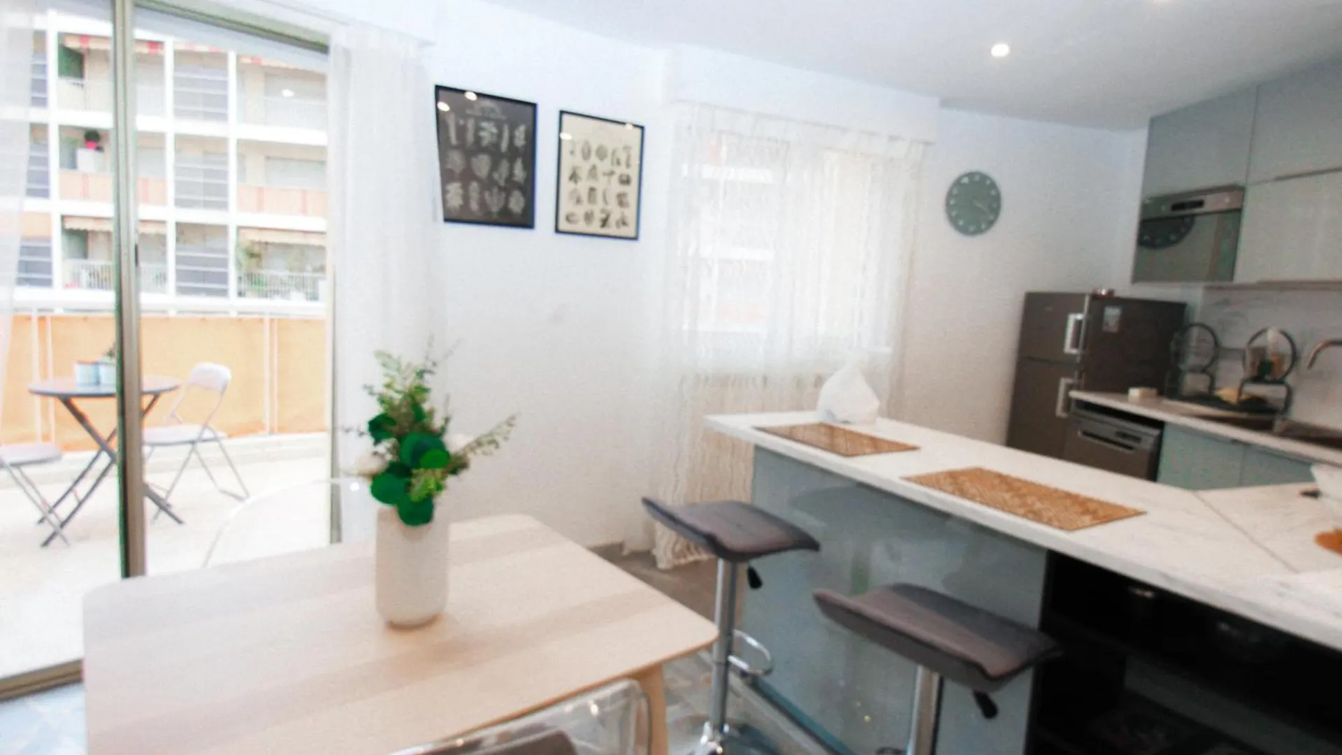 Les Bouleaux Yourhosthelper contacts